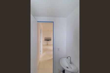 Apartamento para alugar com 38m², 2 quartos e sem vagaBanheiro