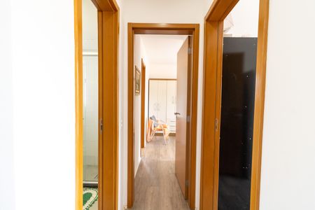 Apartamento à venda com 75m², 2 quartos e 1 vagaCorredor
