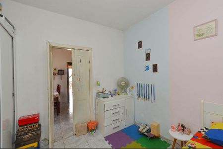 Casa à venda com 380m², 4 quartos e sem vaga Casa à venda com 380m², 4 quartos e sem vagaQuarto 2