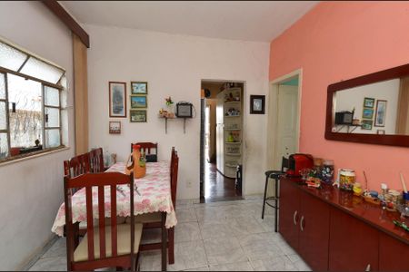 Casa à venda com 380m², 4 quartos e sem vaga Casa à venda com 380m², 4 quartos e sem vagaSala de Jantar