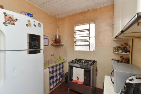 Casa à venda com 380m², 4 quartos e sem vaga Casa à venda com 380m², 4 quartos e sem vagaCozinha