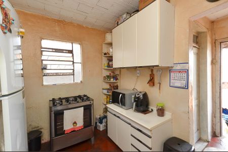 Casa à venda com 380m², 4 quartos e sem vaga Casa à venda com 380m², 4 quartos e sem vagaCozinha