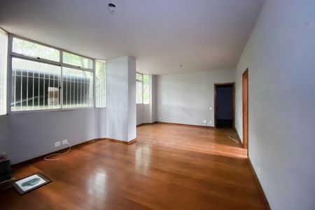 Sala de apartamento para alugar com 3 quartos, 120m² em Sion, Belo Horizonte
