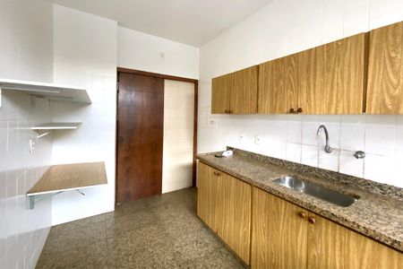 Apartamento para alugar com 120m², 3 quartos e 2 vagasCozinha