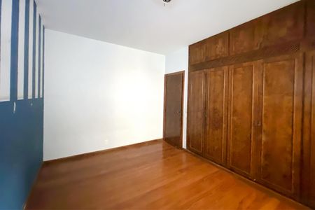 Apartamento para alugar com 120m², 3 quartos e 2 vagasQuarto 2