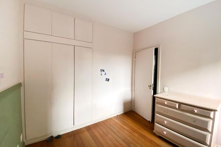 Apartamento para alugar com 120m², 3 quartos e 2 vagasQuarto 3