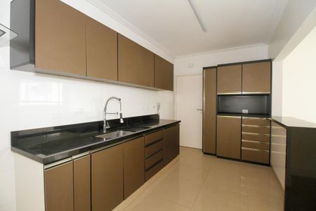 Apartamento à venda com 105m², 2 quartos e 1 vagaCozinha