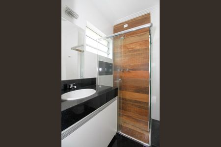 Apartamento à venda com 105m², 2 quartos e 1 vagaBanheiro da Suíte