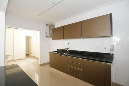 Apartamento à venda com 105m², 2 quartos e 1 vagaCozinha