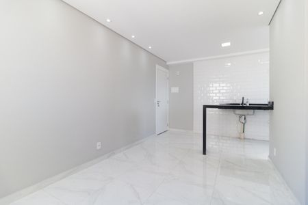 Sala de apartamento à venda com 2 quartos, 42m² em Jardim Santa Emilia, São Paulo