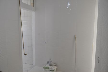 Corredor de apartamento para alugar com 2 quartos, 75m² em Todos Os Santos, Rio de Janeiro