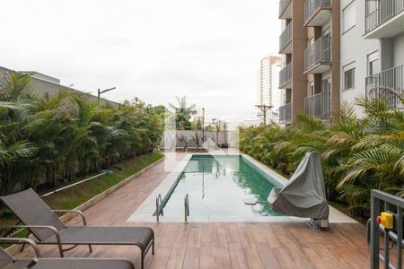 Apartamento para alugar com 37m², 2 quartos e sem vaga Apartamento para alugar com 37m², 2 quartos e sem vagaÁrea comum - Piscina