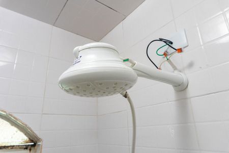 Casa para alugar com 140m², 3 quartos e 2 vagasBanheiro Social