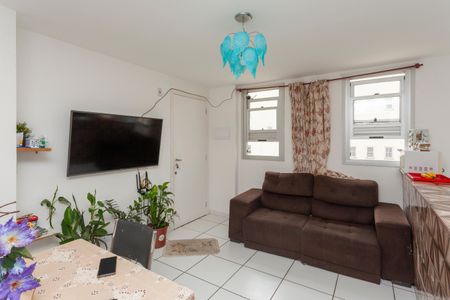 Sala de apartamento para alugar com 2 quartos, 46m² em Vila Natal, São Paulo