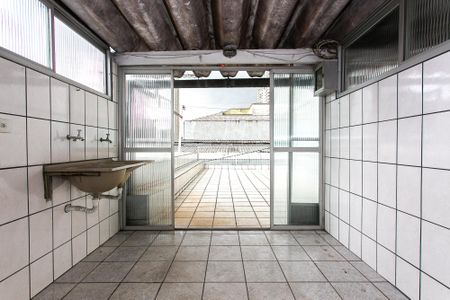 Casa para alugar com 200m², 2 quartos e 1 vagaÁrea de Serviço