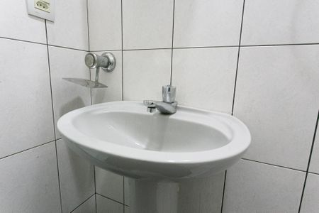 Casa para alugar com 200m², 2 quartos e 1 vagaLavabo