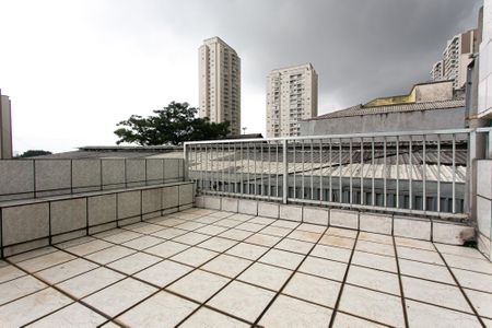 Casa para alugar com 200m², 2 quartos e 1 vagaTerraço