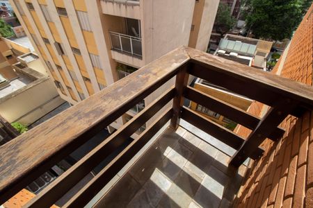 SACADA de apartamento à venda com 1 quarto, 63m² em Cambuí, Campinas