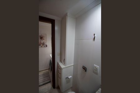 Apartamento à venda com 63m², 1 quarto e 1 vagaBANHEIRO