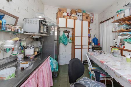 Casa à venda com 230m², 2 quartos e 4 vagas Casa à venda com 230m², 2 quartos e 4 vagasEdícula/ Cozinha