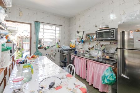 Casa à venda com 230m², 2 quartos e 4 vagas Casa à venda com 230m², 2 quartos e 4 vagasEdícula/ Cozinha