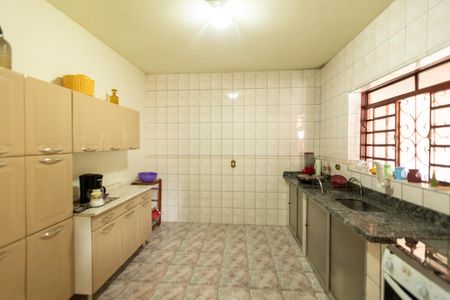 Casa à venda com 110m², 1 quarto e 2 vagasCozinha