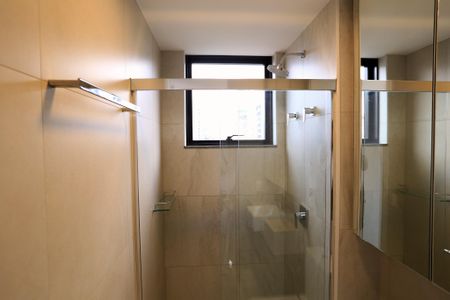 Apartamento para alugar com 69m², 2 quartos e 2 vagas Apartamento para alugar com 69m², 2 quartos e 2 vagasBanheiro da Suíte 1
