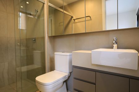 Banheiro da Suíte de apartamento para alugar com 2 quartos, 69m² em Lourdes, Belo Horizonte