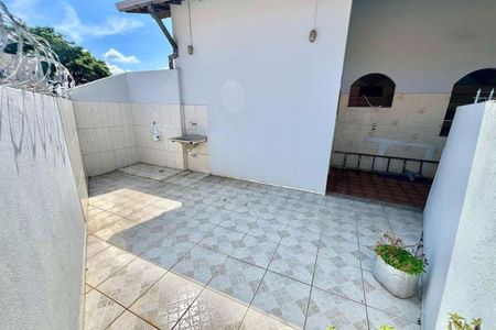 Casa à venda com 360m², 4 quartos e 5 vagasFoto 24