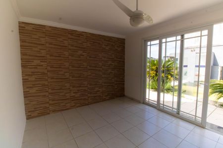 Casa de condomínio para alugar com 800m², 6 quartos e 6 vagasAnexo