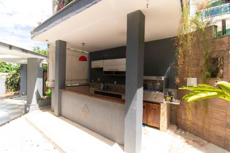 Casa de condomínio para alugar com 800m², 6 quartos e 6 vagasÁrea externa