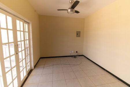 Casa de condomínio para alugar com 800m², 6 quartos e 6 vagasHall