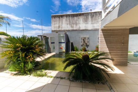 Casa de condomínio para alugar com 800m², 6 quartos e 6 vagasVista