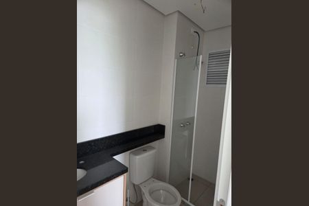 Banheiro de apartamento para alugar com 2 quartos, 42m² em Cidade Jardim, São José dos Pinhais