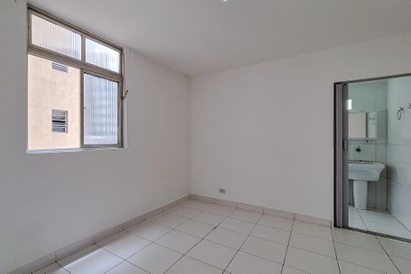 Sala/Quarto de kitnet/studio para alugar com 1 quarto, 30m² em Água Branca, São Paulo