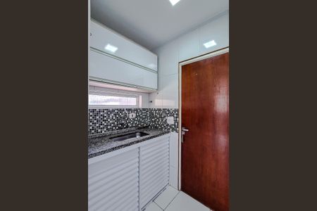 Cozinha de kitnet/studio para alugar com 1 quarto, 30m² em Água Branca, São Paulo
