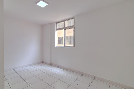 Sala/Quarto de kitnet/studio para alugar com 1 quarto, 30m² em Água Branca, São Paulo