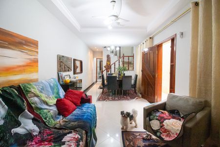 Sala de casa à venda com 4 quartos, 150m² em Jardim Sarah, São Paulo