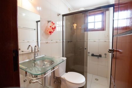 Casa à venda com 150m², 4 quartos e 1 vagaBanheiro 3