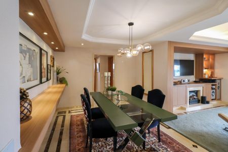 Apartamento à venda com 258m², 4 quartos e 5 vagasSala de Jantar
