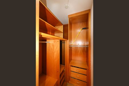 Apartamento à venda com 258m², 4 quartos e 5 vagasSuíte 2