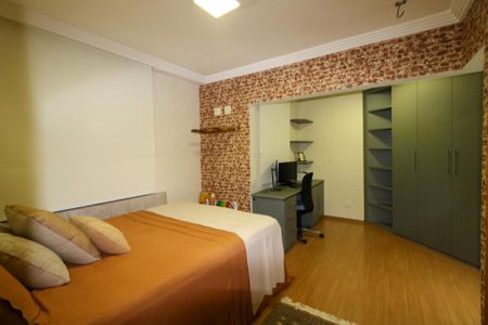 Apartamento à venda com 258m², 4 quartos e 5 vagasSuíte 3