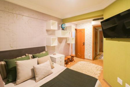 Apartamento à venda com 258m², 4 quartos e 5 vagasSuíte 2