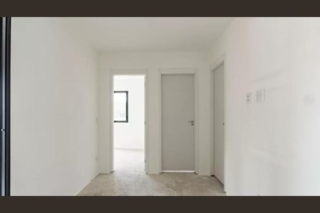 Apartamento à venda com 37m², 2 quartos e sem vagaFoto 02