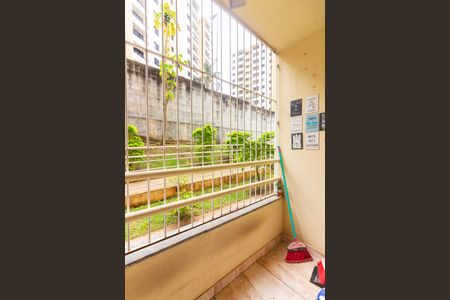 Sacada de apartamento à venda com 2 quartos, 62m² em Jaguaribe, Osasco