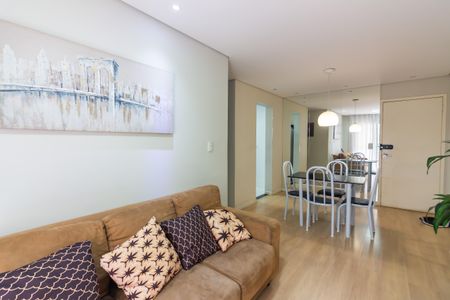Sala  de apartamento à venda com 2 quartos, 62m² em Jaguaribe, Osasco