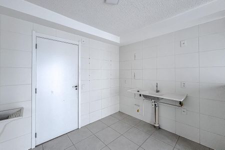 Apartamento para alugar com 34m², 1 quarto e sem vaga Apartamento para alugar com 34m², 1 quarto e sem vagaCozinha e Área de Serviço