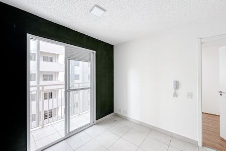 Apartamento para alugar com 34m², 1 quarto e sem vaga Apartamento para alugar com 34m², 1 quarto e sem vagaSala