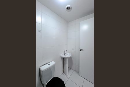 Apartamento para alugar com 34m², 1 quarto e sem vaga Apartamento para alugar com 34m², 1 quarto e sem vagaBanheiro da Suíte