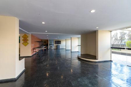 Apartamento à venda com 200m², 4 quartos e 3 vagas Apartamento à venda com 200m², 4 quartos e 3 vagasÁrea comum - Salão de festas